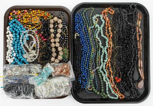VINTAGE / CONTEMPORARY STONE AND OTHER BEADED COSTUME JEWELRY, UNCOUNTED LOT