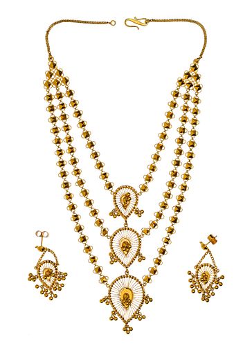 22k Yellow Gold Necklace and Earring Set