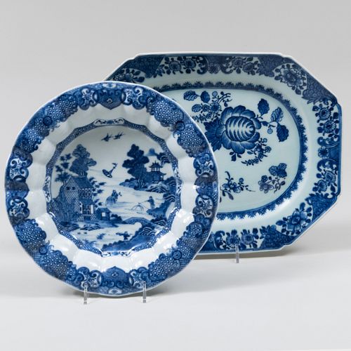 Two Pairs of Chinese Blue and White Porcelain Serving Pieces