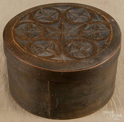 Scandinavian carved and painted bentwood box, 19th c., 5 1/2'' h., 9 3/4'' w.