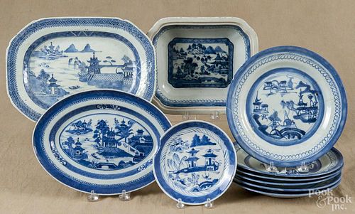 Ten pieces of Chinese export blue and white porcelain, 19th c.