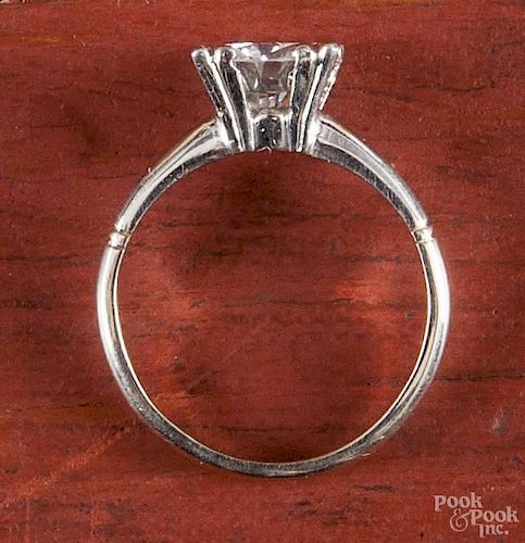 14K diamond white gold ring, approx. 1.70ct, round brilliant cut, VS, color K-L, 2.5dwt, size 7.