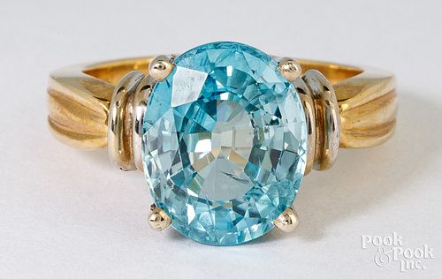 14K yellow gold and blue zircon ring