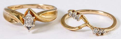 14K yellow gold and diamond wedding ring set