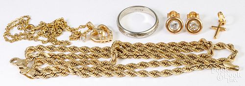 18K gold ring and cross pendant, etc.