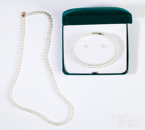 14K freshwater cultured pearl necklace, etc.