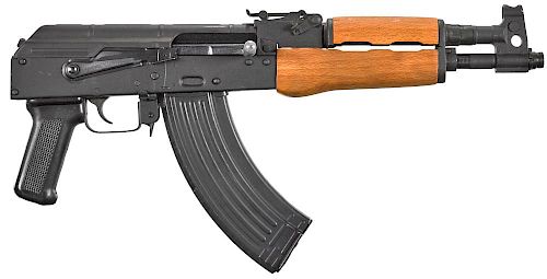 Draco Romanian AK-47 semi-automatic pistol, 7.62 x 39 mm, black matte finish, with a hardwood fore