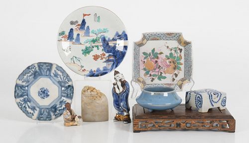 A Group of Asian Ceramics, Japanese 