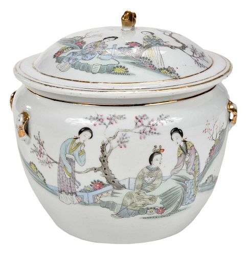 Chinese Enamel Decorated Lidded Porcelain Vessel