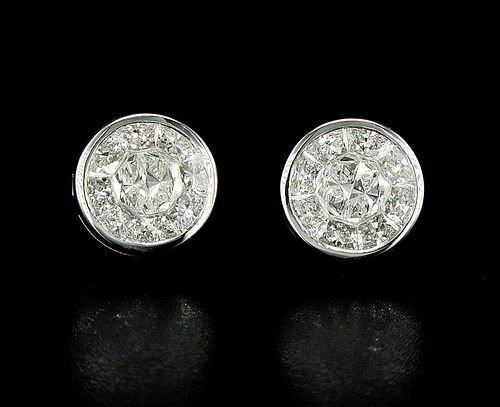 18kt White Gold 1.3ctw Diamond Earrings