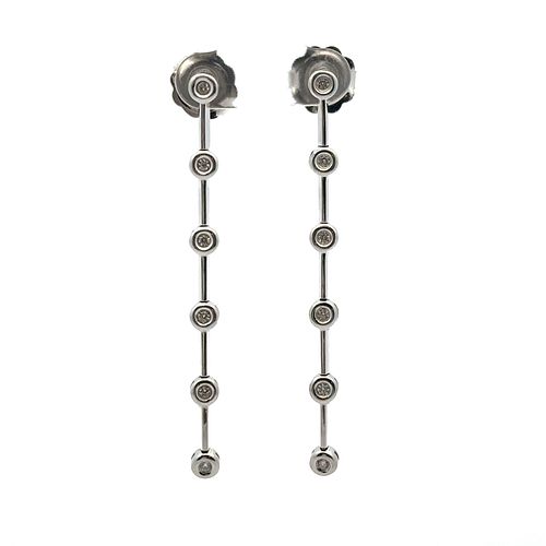 18kt white Gold Long Earrings with Diamonds