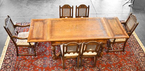 ANTIQUE FEUDAL OAK JAMESTOWN LOUNGE CO. DINING TABLE & CHAIRS
