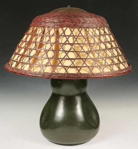 VERY FINE ARTS & CRAFTS POTTERY LAMP WITH ORIGINAL RATTAN SHADE