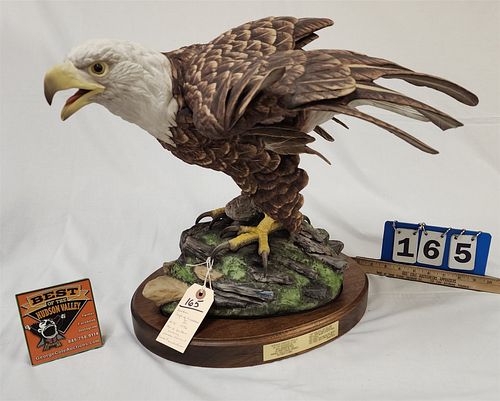 Boehm 16" Eagle Of Freedom II #191 1976 From The Norman Vincent Peale Foundation (Tip Of 1 Feather Missing) W/ Base