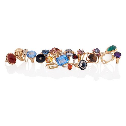 COLLECTION OF GEM SET YELLOW GOLD RINGS