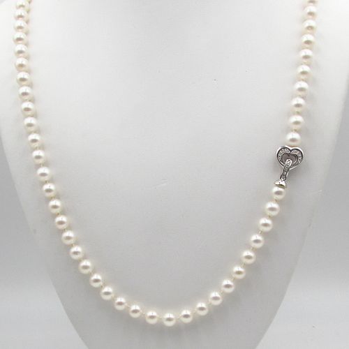18K Gold 7mm cultured pearl necklace 