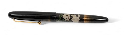 Namiki Limited Edition (Japanese) 18k Gold, Lacquer Ca. 1998, "Panda Fountain Pen", L 5.625"