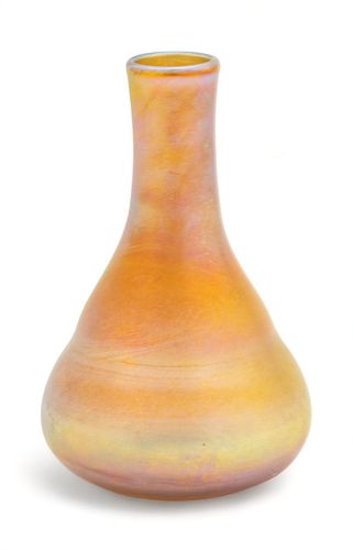 Quezal Blown Gold Iridescent Art Glass Vase, Ca. 1910, H 5.25" Dia. 3.25"