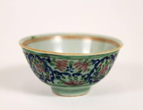 Chinese Porcelain Bowl w/Floral Motif, Marked