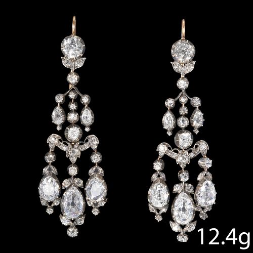 FINE AND MAGNIFICENT PAIR OF ANTIQUE DIAMOND CHANDELIER DROP EARRINGS