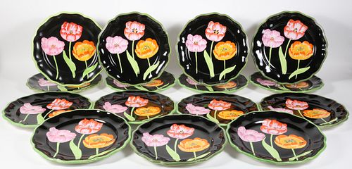 Set of Fifteen Italian Hand Painted Earthenware Tulip Plates