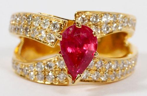 1.06CT RUBY AND 1.10CT DIAMOND RING