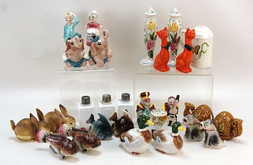 COLLECTION OF MID CENTURY SALT & PEPPER SHAKERS