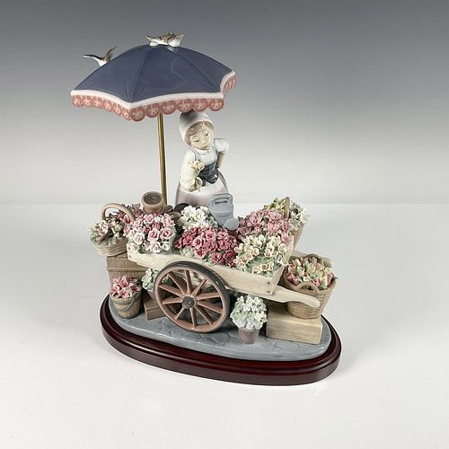 Flowers of the Season 1001454 - Lladro Porcelain Figurine