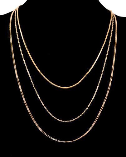 THREE DELICATE 14K YELLOW GOLD CHAIN NECKLACES