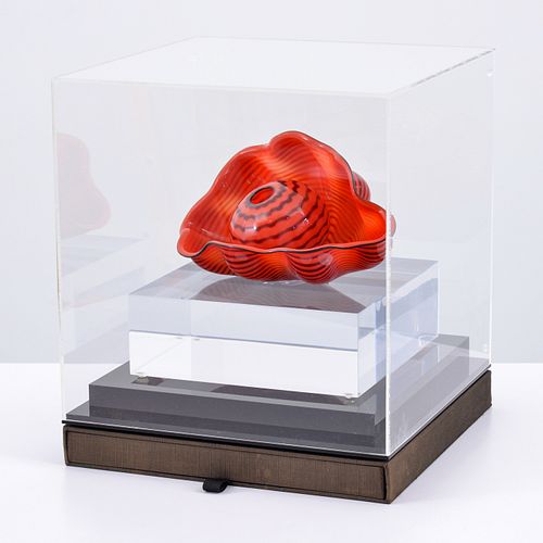 Dale Chihuly CHINESE RED SEAFORM Sculpture & Book