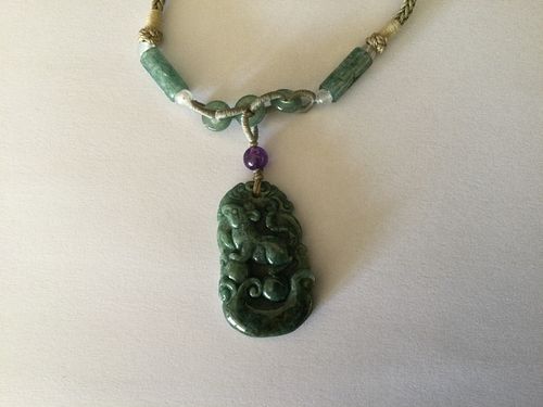 Jade pendant & bead necklace for sale at auction from 15th April to ...