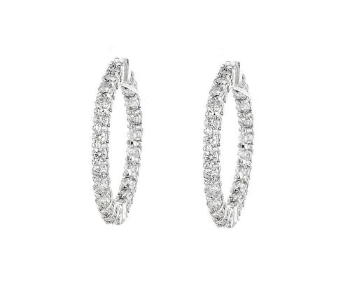 18kt White Gold 3.9ctw Diamond Earrings