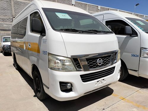 Camioneta Pasajeros Nissan Urvan  2016