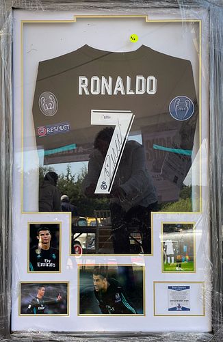 Playera oficial del Real Madrid, de la CHAMPIONS LEAGUE 2017, firmada por Cristiano Ronaldo