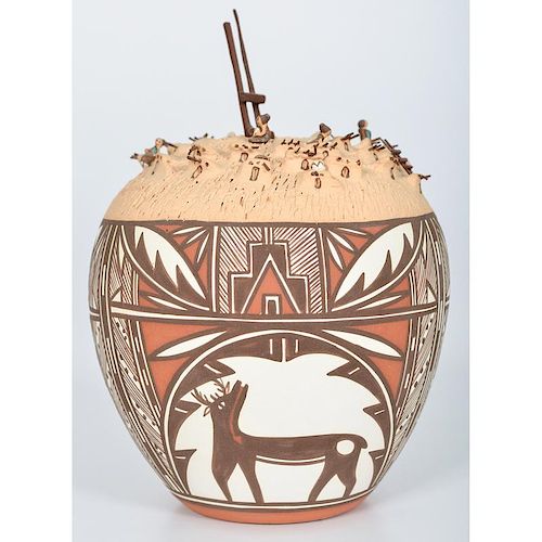 Noreen Simplicio (Zuni, 20th century) Pottery Jar