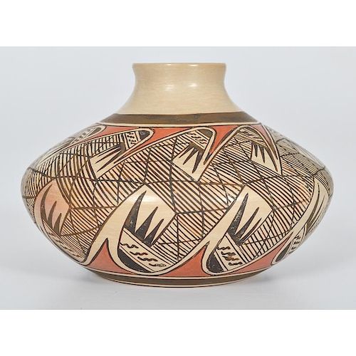 Tonita Nampeyo (Hopi, b. 1934) Pottery Jar
