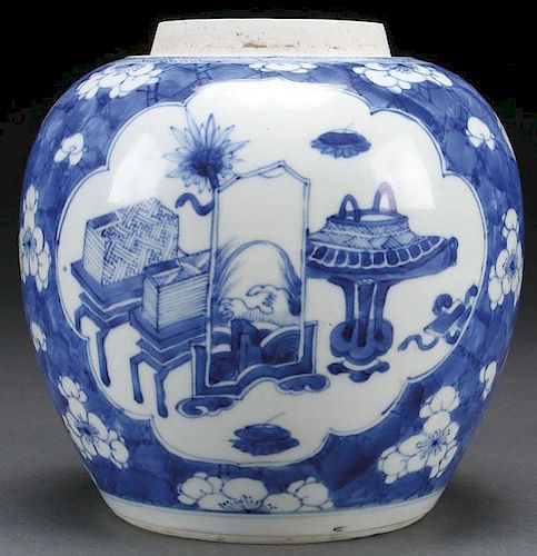 A CHINESE KANGXI BLUE WHITE PORCELAIN JAR, QING