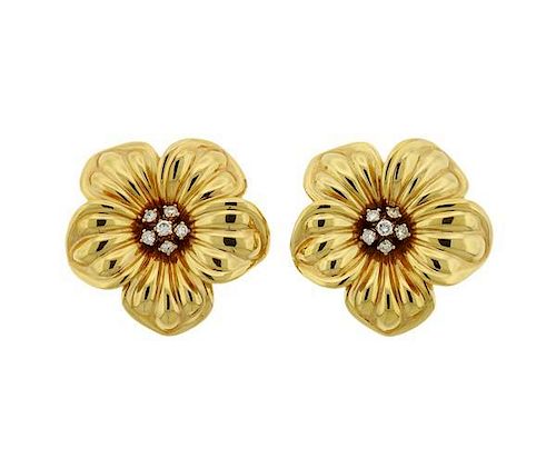 Van Cleef & Arpels 18k Gold Diamond Flower Earrings