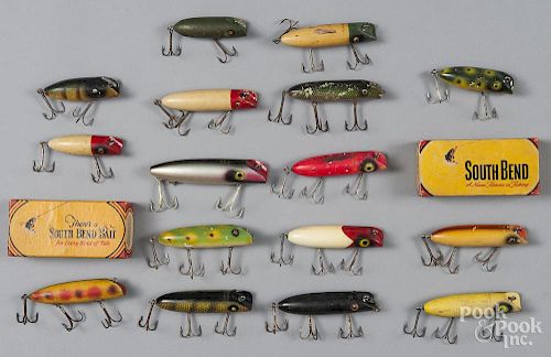 Sixteen South Bend wood Bass Oreno fishing lures, to include two in the original boxes, longest - 4