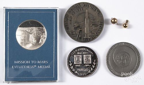 Four collectable medals, to include a 1969 First Lunar Landing, Franklin Mint sterling silver Missio
