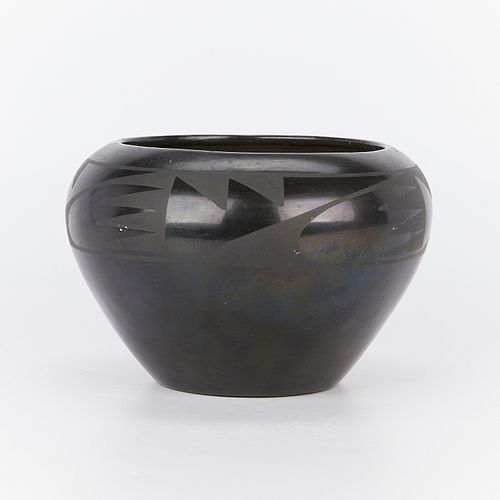 Early Maria Martinez Blackware Ceramic Bowl