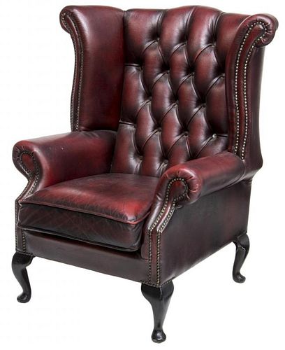 QUEEN ANNE STYLE BUTTONED LEATHER CLUB CHAIR