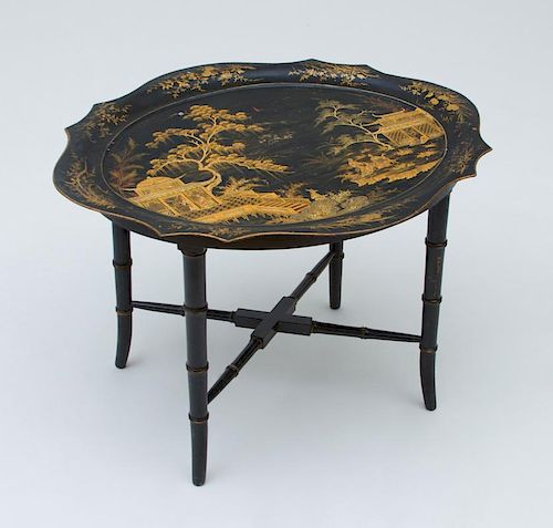 VICTORIAN BLACK PAINTED AND PARCEL-GILT TÔLE TRAY