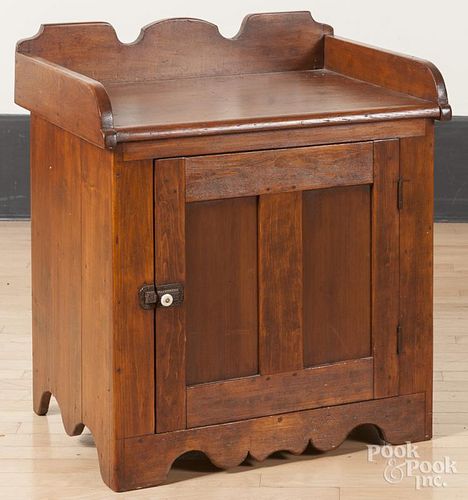 Pine wash stand 19th c., 29" h., 24" w., 20 1/4" d