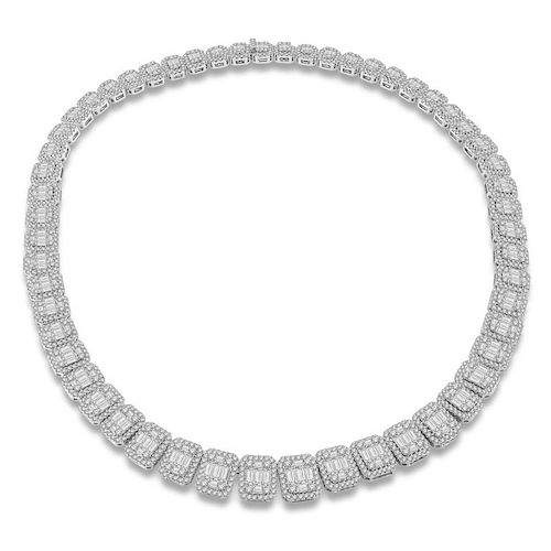A Lady's 18 Karat Diamond Necklace