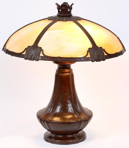 BRADLEY & HUBBARD ARTS & CRAFTS TABLE LAMP