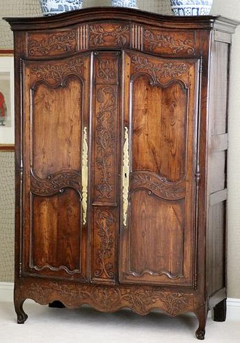 FRENCH CARVED OAK ARMOIRE C1900