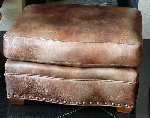 CENTURY FURNITURE CO. LEATHER OTTOMAN LATE 20TH C