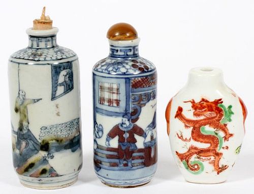 A GROUP OF THREE CHINESE PORCELAIN SNUFF BOTTLES