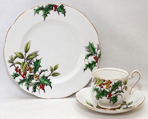 ROYAL ALBERT HOLLY PORCELAIN CUPS SAUCERS & PLATES